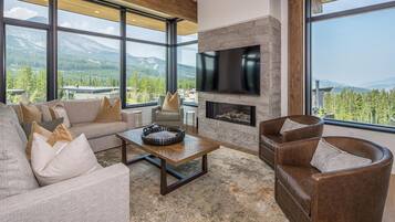 Condo, 4 Bedrooms | Living area