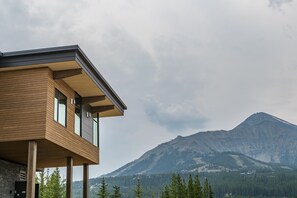 Condo, 4 Bedrooms | Exterior