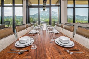 Condo, 4 Bedrooms | Dining - 202 Lakelodge 4 Bedroom Condo (Big Sky)