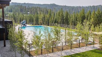 Kondominium, 4 kamar tidur | Kolam renang