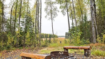 Cabin, 1 Bedroom | Property grounds