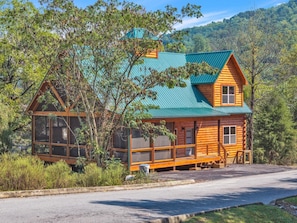 Cabin, 2 Bedrooms | Exterior - Ern803 - Beary Blue Oasis 2 Bedroom Cabin (Sevierville)