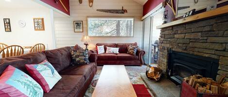 TV, fireplace, DVD player