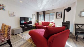 TV, fireplace, DVD player