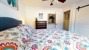 1 bedroom, WiFi, bed sheets