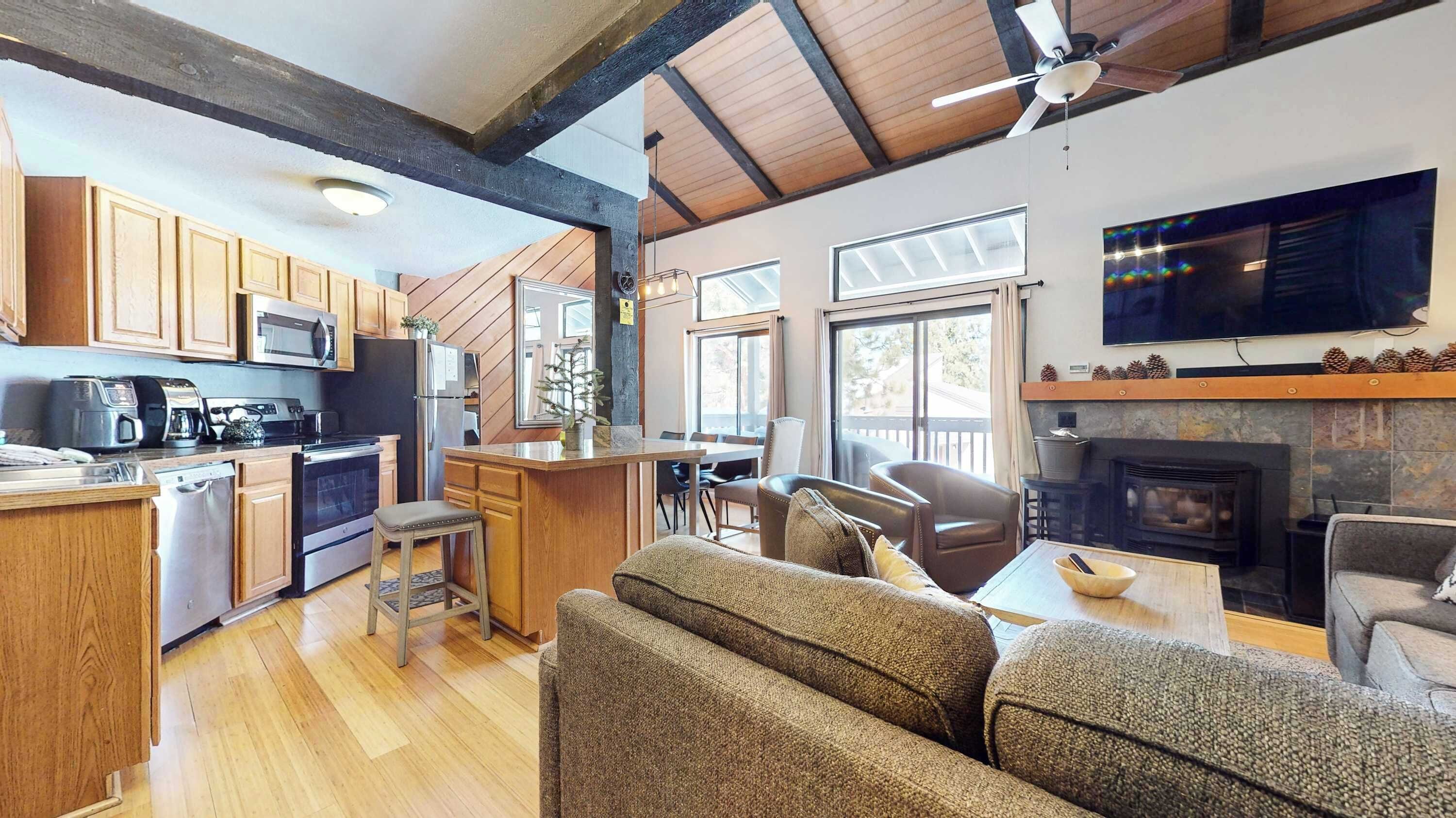 TV, peis og DVD-spiller