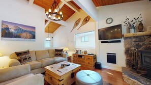 Fernseher, Kamin