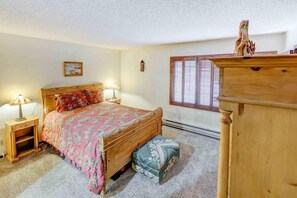 2 bedrooms, WiFi, bed sheets