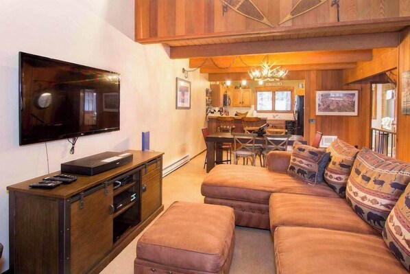 TV, fireplace, DVD player