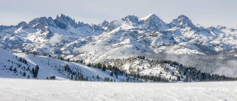 Mammoth Lake Mountain View