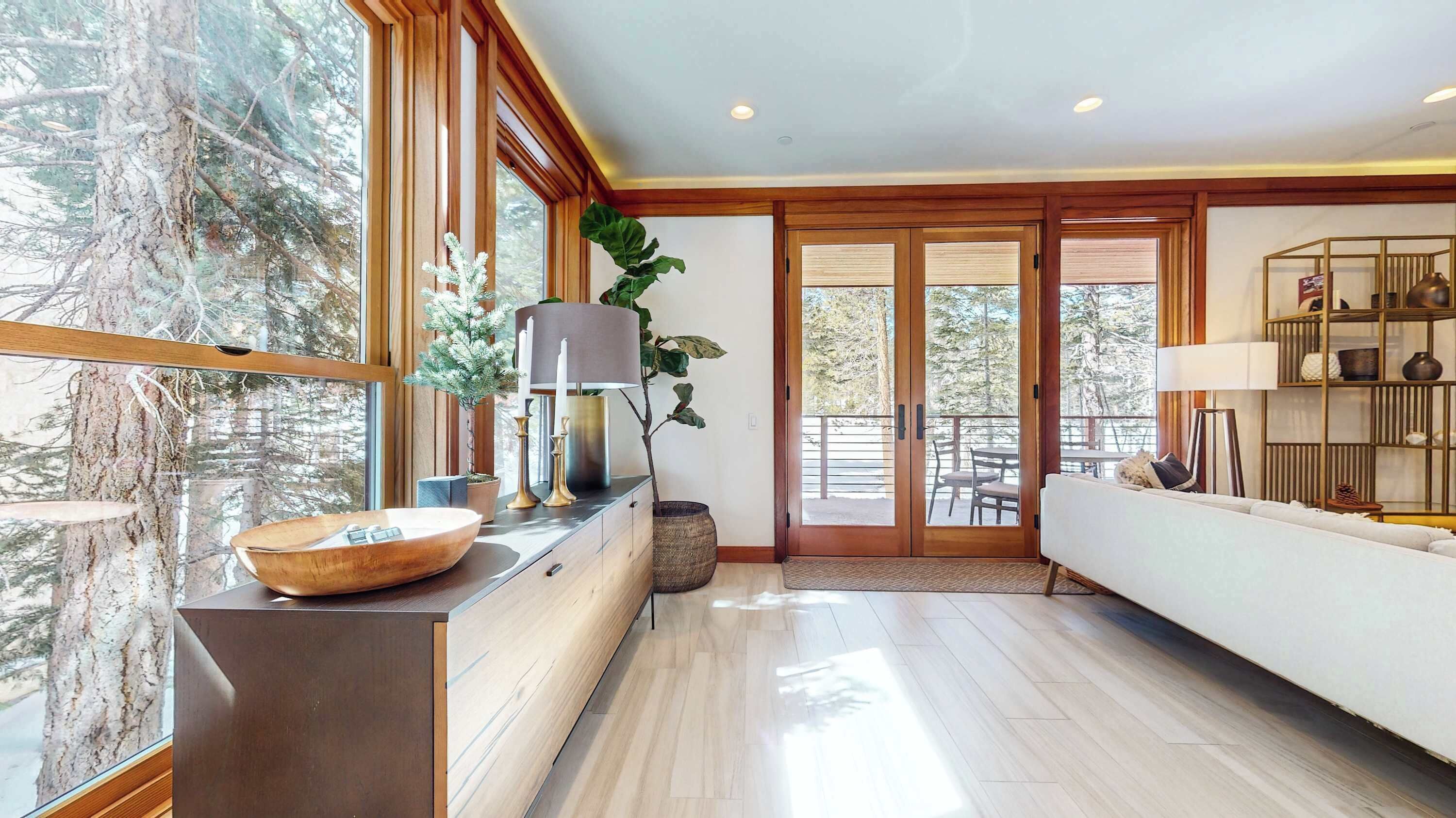 TV, fireplace, stereo, offices