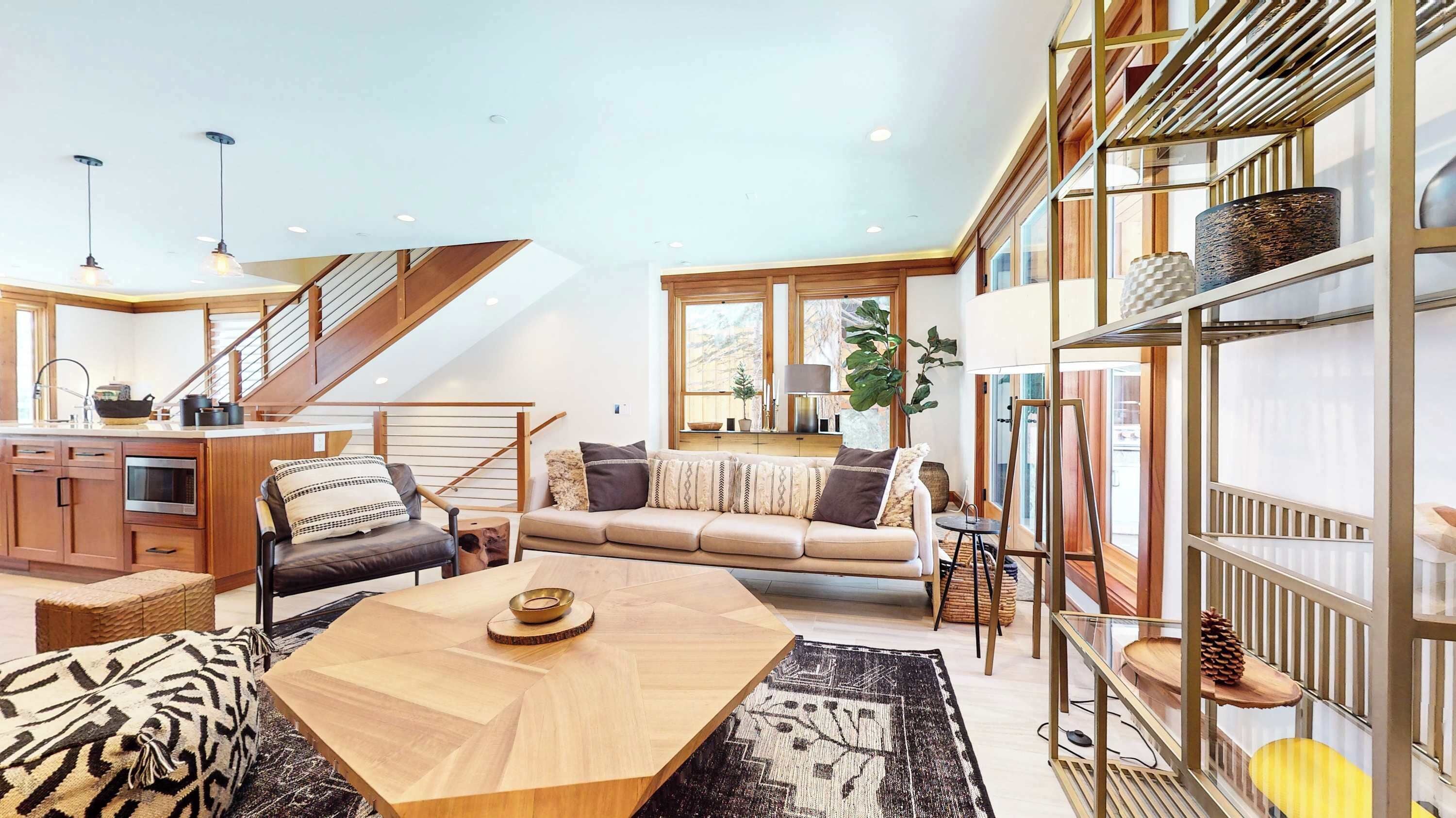 Fernseher, Kamin, Stereoanlage, Arbeitsbereiche