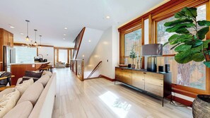 TV, fireplace, stereo, offices