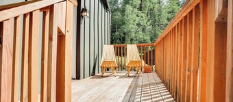 Riverside Retreat 7 at Taos East - Modern Condo on River with 360-Degree Views a