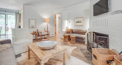 Riverside Retreat 7 at Taos East - Modern Condo on River with 360-Degree Views a