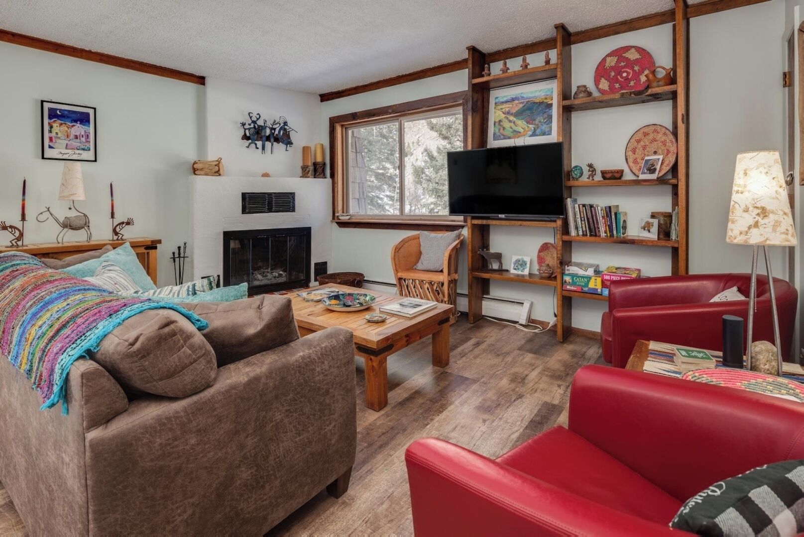 智能電視、壁爐