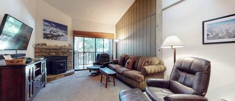 TV, fireplace, DVD player