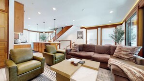 TV, fireplace, offices - Obsidian Dreaming | On the Sierra Star Golf Course (Mammoth Lakes)