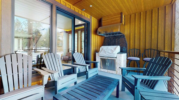 Property grounds - Obsidian Dreaming | On the Sierra Star Golf Course (Mammoth Lakes)