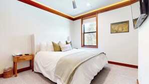 4 bedrooms, iron/ironing board, WiFi, bed sheets - Obsidian Dreaming | On the Sierra Star Golf Course (Mammoth Lakes)
