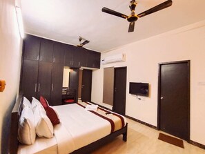 مكتب ومساحة عمل للكمبيوتر المحمول وواي فاي مجانًا