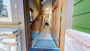 Interior - Red Slate Canyon | Modern 2-Story Condo (Mammoth Lakes)