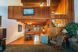 TV, fireplace, DVD player