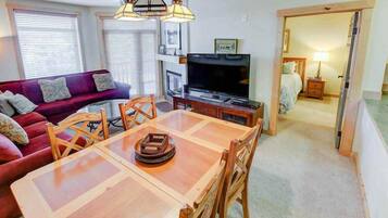 TV, fireplace, DVD player