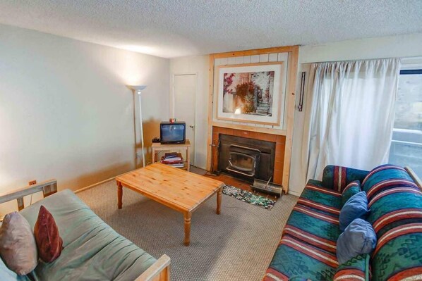 TV, fireplace, DVD player