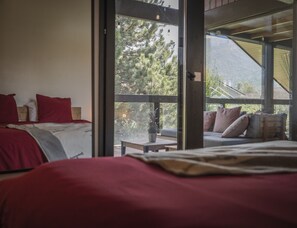 4 slaapkamers, een strijkplank/strijkijzer, gratis wifi