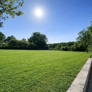 Property grounds - Love Room Morocco - Jacuzzi & Private Pool (Blennes)