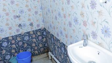 Double or Twin Room | Bathroom | Shower, free toiletries, towels, soap