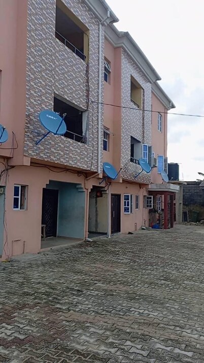 Lekki Luxury Apartment With 3 Bedrooms