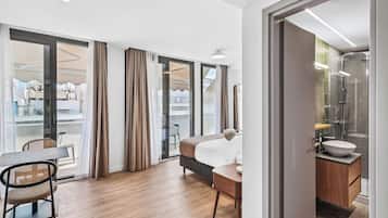 Suite with Balcony | 1 bedroom, individually decorated, individually furnished, desk