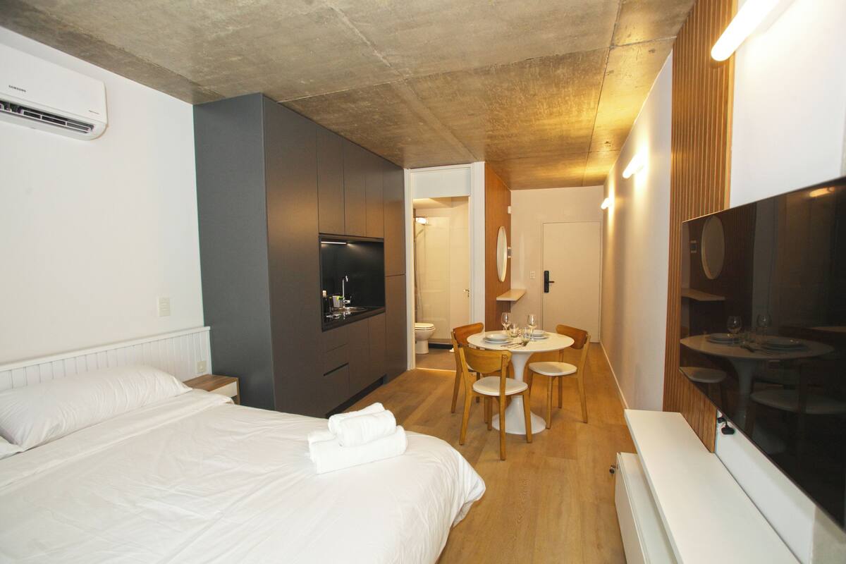 In-room safe, free WiFi