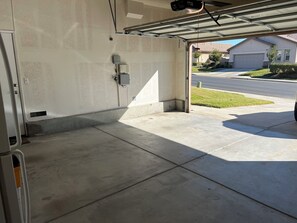 Property grounds - 55+ Gated Comm - Peaceful 2 bedroom house  in Menifee - 90 Min. Night Required (Menifee)