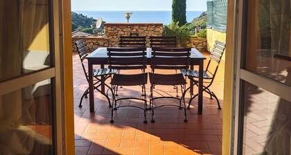 Aida House: Unforgettable Sunset