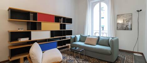 Télévision de 55 pouces avec chaînes par satellite