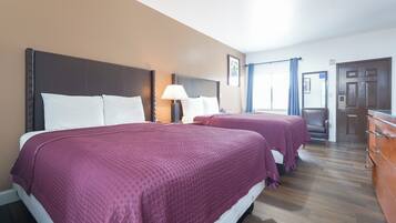 Quadruple Room, 2 Double Beds, Non Smoking | Desk, iron/ironing board, free WiFi, bed sheets