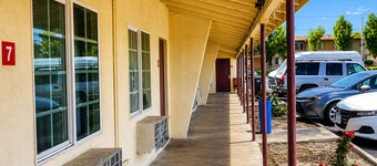 Sai Park Motel