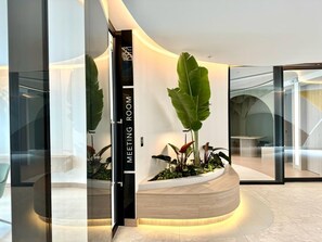 Business centre - Harmony Luxury Apartments  (Quito)