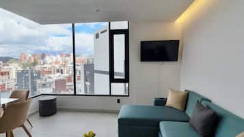 Premium suite | Woonruimte | Een flatscreentelevisie