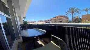 Outdoor dining - Apt. ManRey 1B - Ambar (Valle Gran Rey)