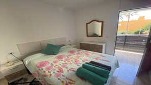 1 bedroom, free WiFi, bed sheets - Apt. ManRey 1B - Ambar (Valle Gran Rey)