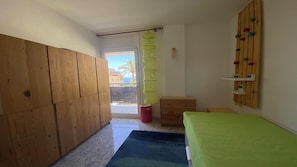 3 bedrooms, free WiFi, bed sheets - Apt. ManRey 2B - Zafiro (Valle Gran Rey)
