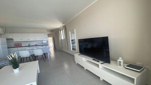 Fridge, microwave, coffee/tea maker, electric kettle