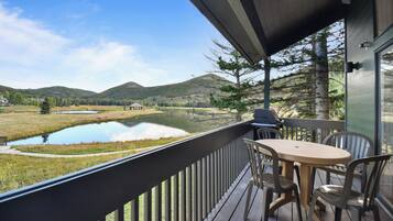 Condo, sacada | Terraço/pátio