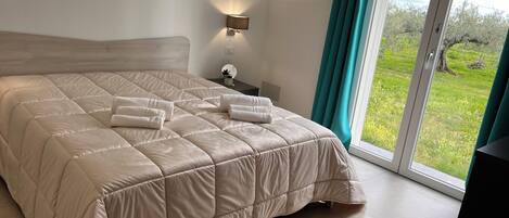 1 habitación, wifi y ropa de cama