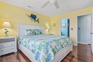 5 bedrooms, iron/ironing board, free WiFi, bed sheets