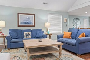 Smart-TV, Bücher, Arbeitsbereiche